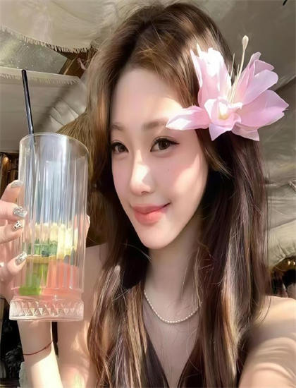 戈弗雷与当代文化：东西方文化的碰撞与融合 探索艺术与文化的互动关系